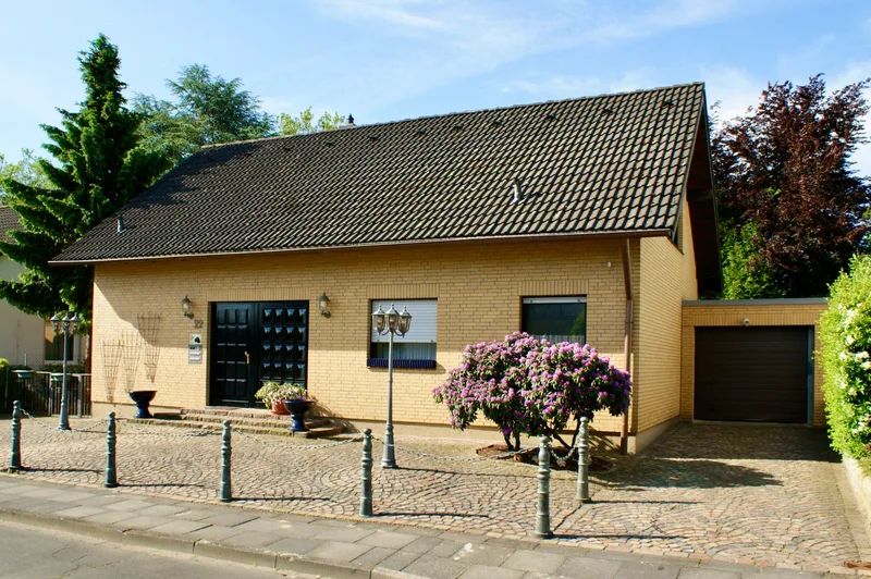 Zweifamilienhaus in Sankt Augustin Mülldorf